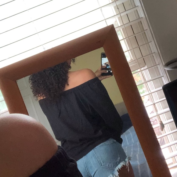 Off-shoulder Flowy Blouse (new w/ tags!) - Picture 4 of 5